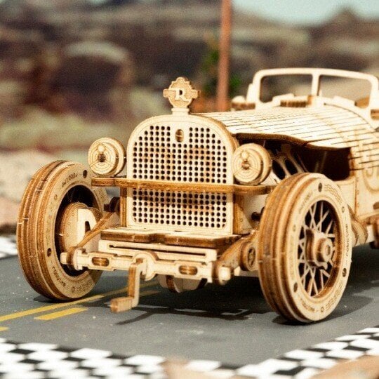 Puzzle Tronic | Wooden 3D puzzle - Discover the magic of building