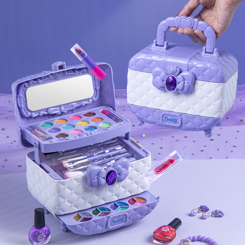 Little Missy | Enchanting toy makeup for little princesses - Encourages creative play and imagination