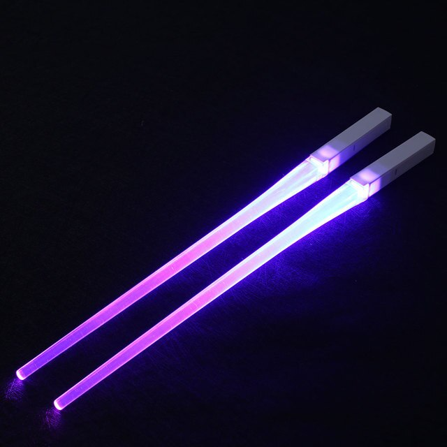 Lightsaber Chopsticks | A creative and fun way of eating - Stimulates eating pleasure and motor skills