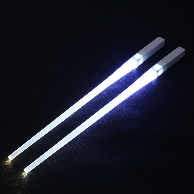 Toystar Lightsaber Chopsticks | A creative and fun way of eating - Stimulates eating pleasure and motor skills - *Een crea...