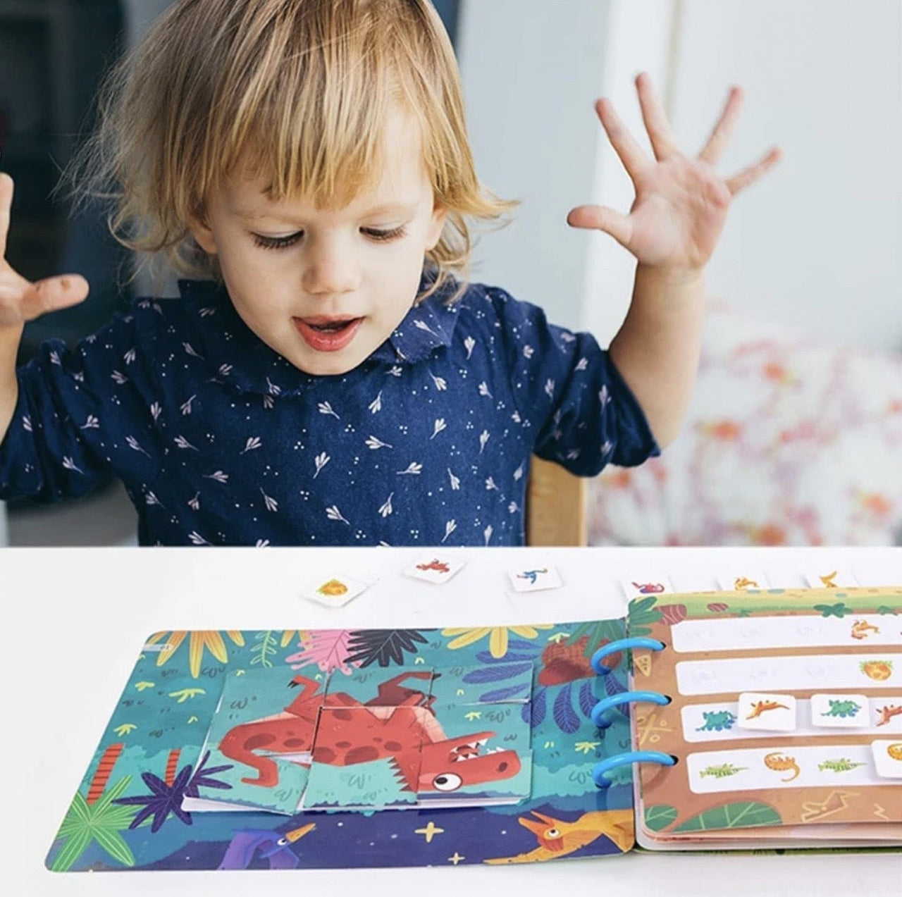 SensoryQuest | This textbook stimulates your child's curiosity - Encourages learning and discovery