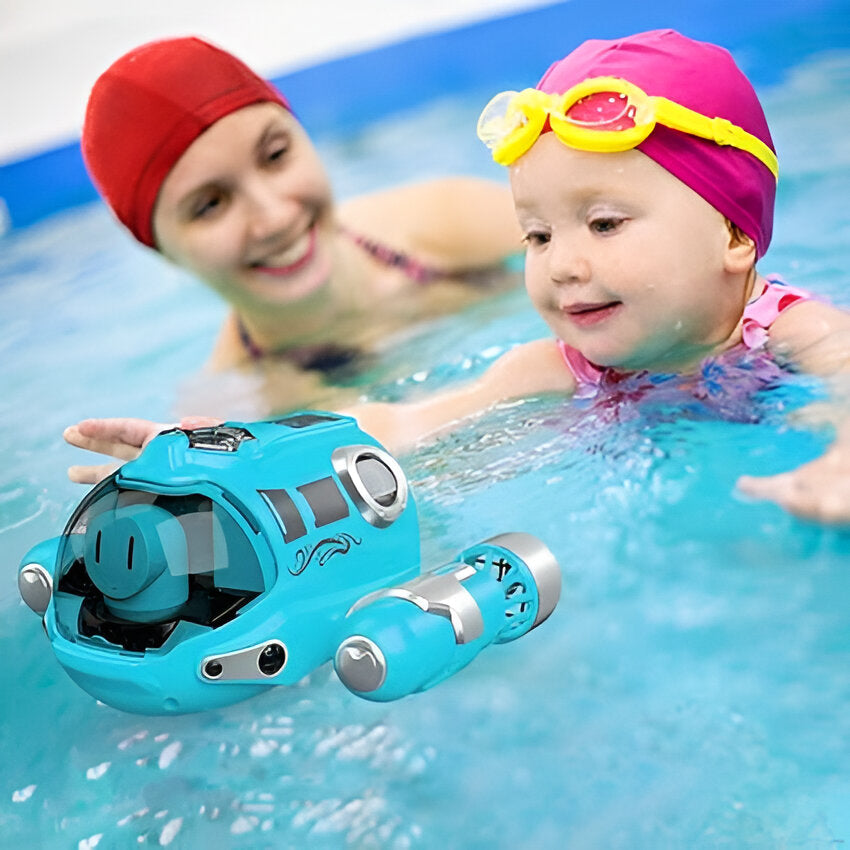 Toystar AquaRacer | Exciting water adventure - RC Motorboat with lighting and spray function - Bestseller - Spannend water...