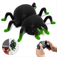 Thumbnail for Toystar CreepyCrawler | The ultimate jump scare - Wall climbing RC spider for exciting jokes! - De ultieme schrikreactie -...